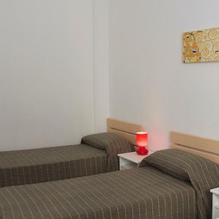 Perdiana House Daire Cenova Dış mekan fotoğraf