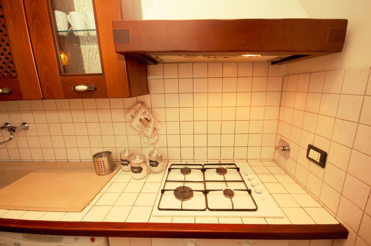 Perdiana House Daire Cenova Dış mekan fotoğraf