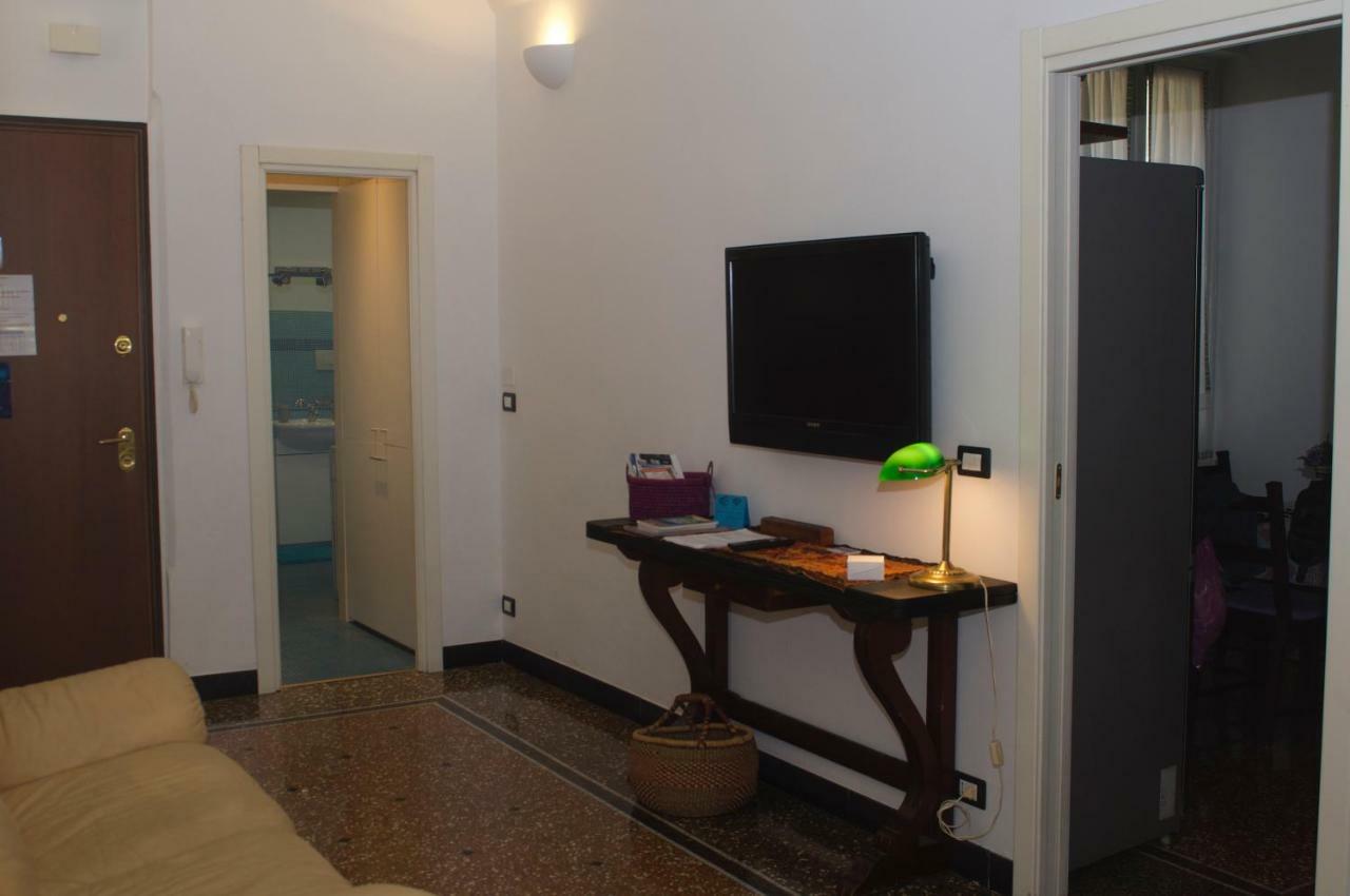 Perdiana House Daire Cenova Dış mekan fotoğraf
